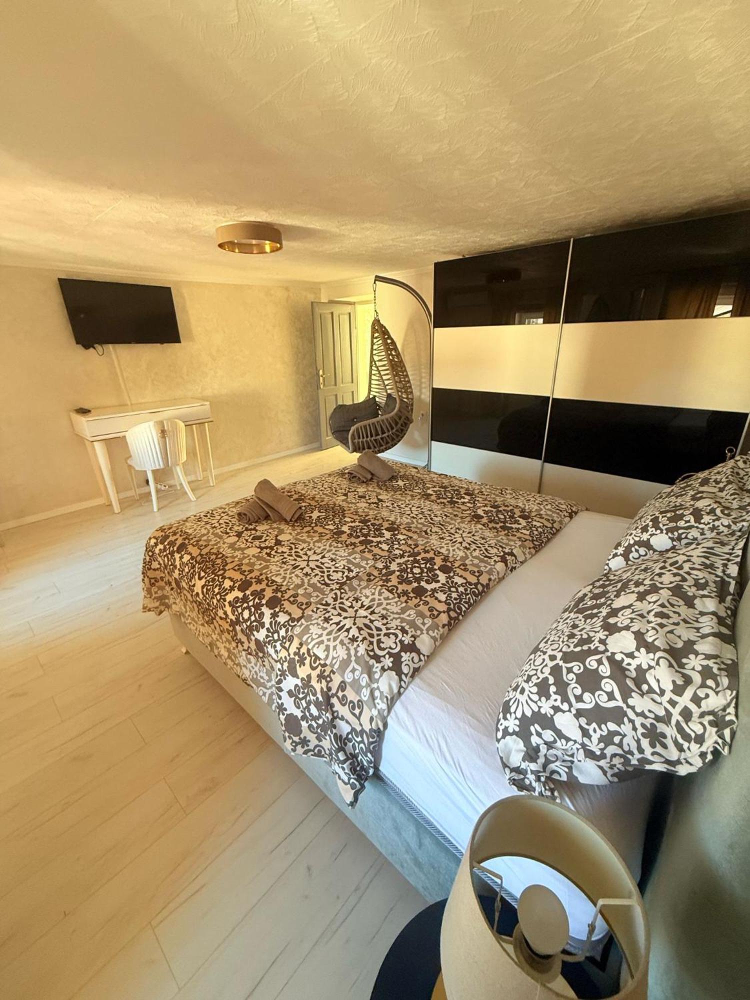 Apartment With Garden Hanja Мостар Экстерьер фото