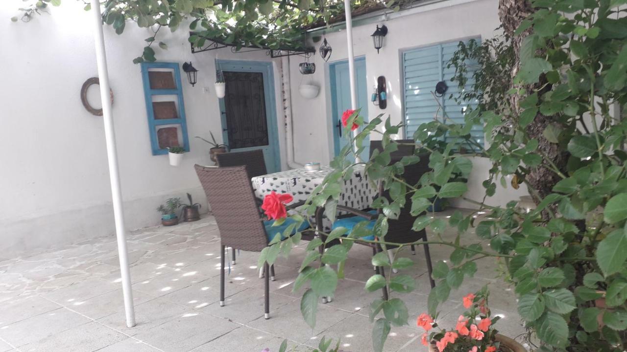 Apartment With Garden Hanja Мостар Экстерьер фото